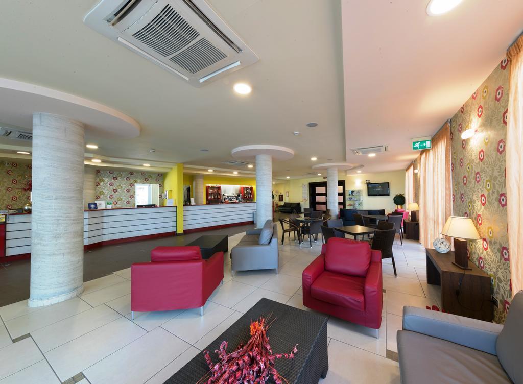 Hotel La Ninfea Montesilvano Marina Extérieur photo