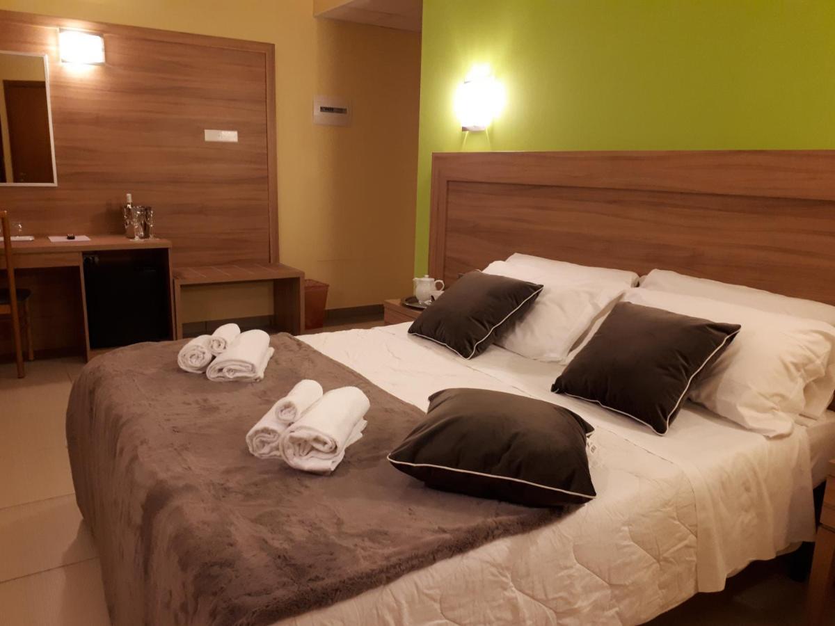 Hotel La Ninfea Montesilvano Marina Extérieur photo